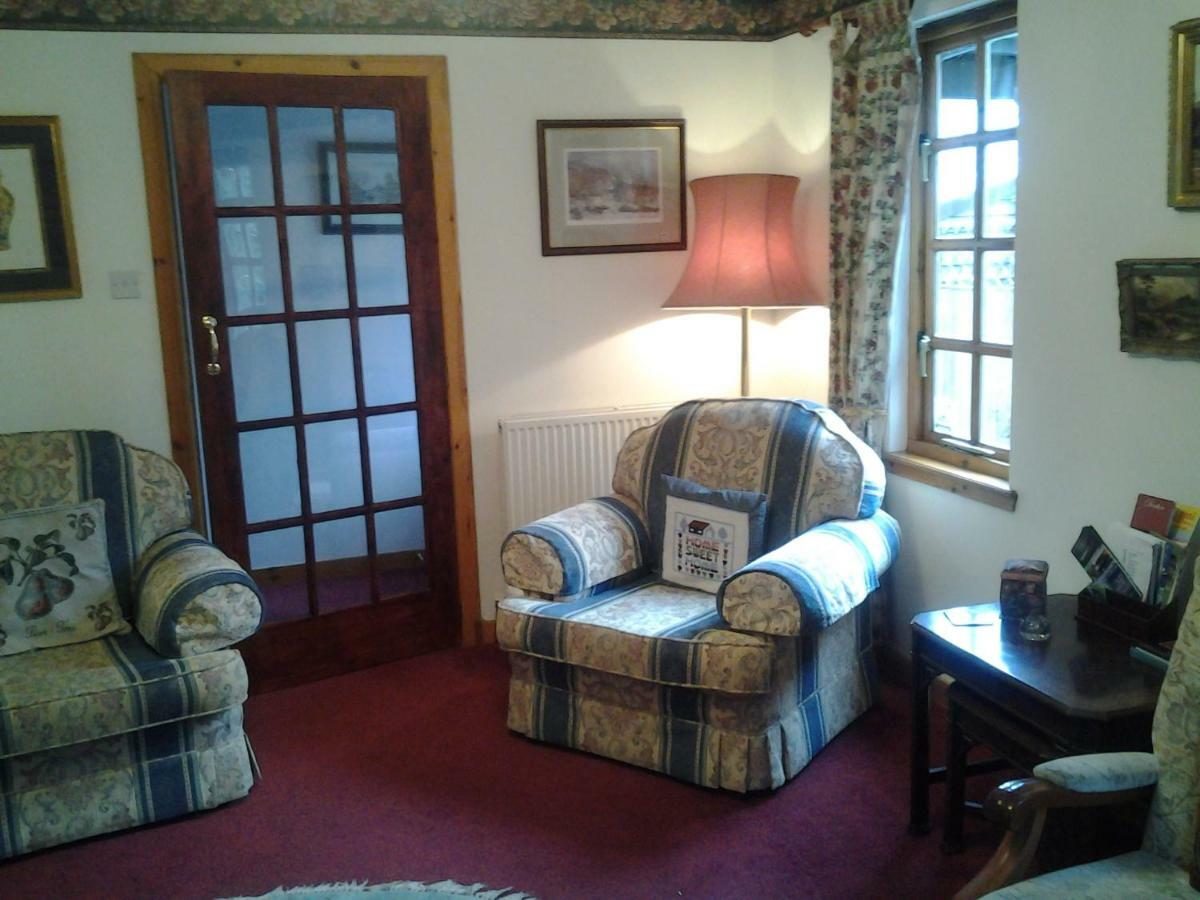 Toll Bridge Lodge Banchory Bagian luar foto